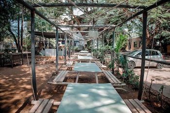 serene annex hotel and apartment