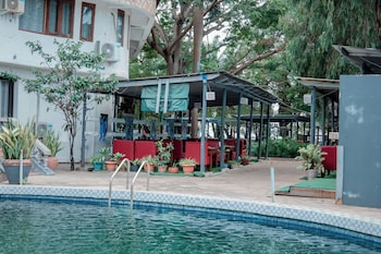 serene annex hotel and apartment