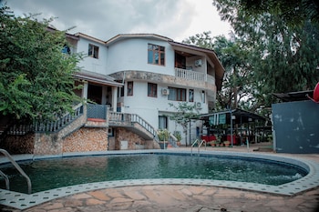serene annex hotel and apartment