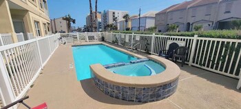 3rd flr beachview luxe elevator pool bbq