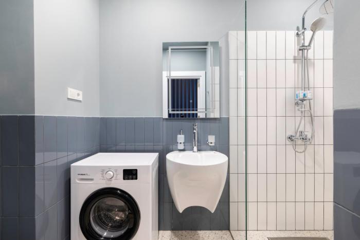 next white aparthotel official