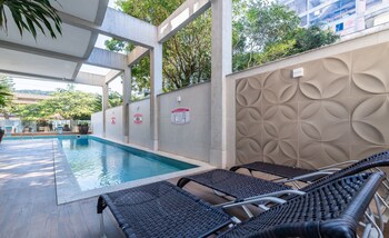 Modern 2B Apt 80M From Mariscal Iml0107,,3 star