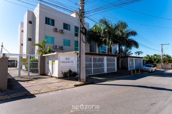 2 bedroom apart w air 270m from the beach gps0102