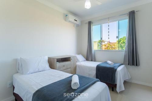 2 bedroom apart w air 270m from the beach gps0102