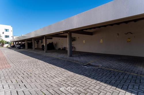 2 bedroom apart w air 270m from the beach gps0102
