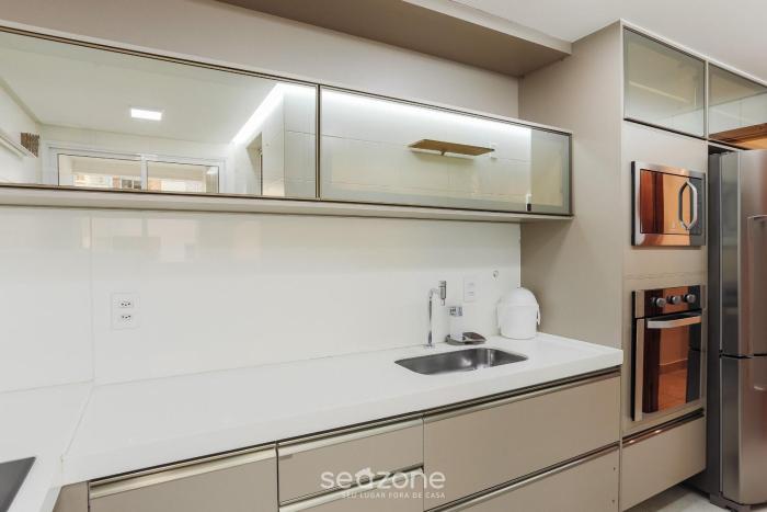 ocean view apt just 110m from the beach evo0801