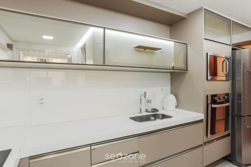 ocean view apt just 110m from the beach evo0801
