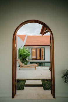 avura villa munggu