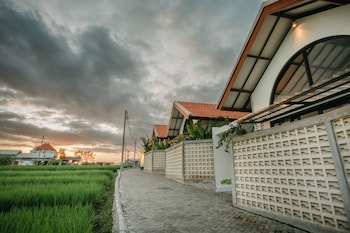 avura villa munggu