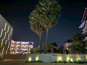 revery hotel siem reap