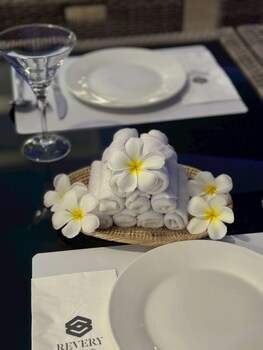 revery hotel siem reap