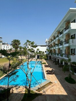 revery hotel siem reap