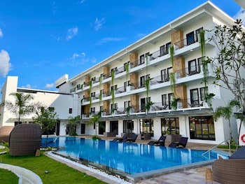 revery hotel siem reap