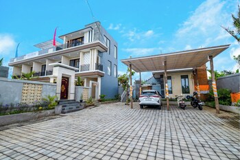 gula busa guest house