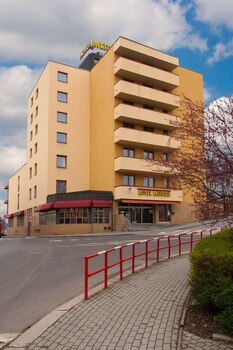 hotel merkur