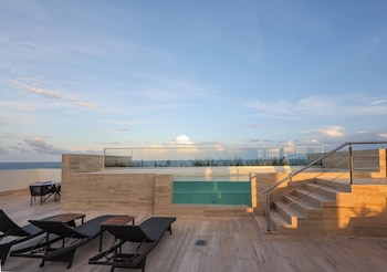 distrito puerto ocean and mangrove views