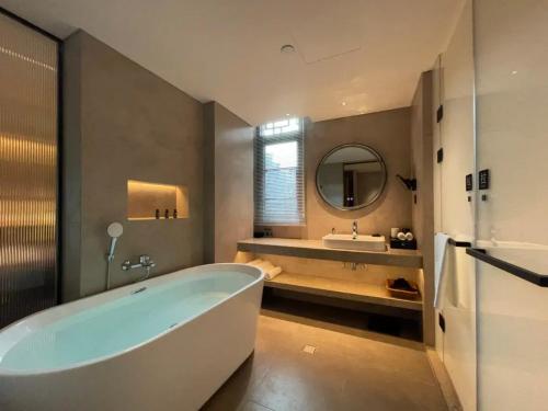 phoenix hall house hotel
