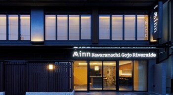 minn kawaramachi gojo riverside
