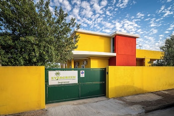 costa di sopra hospitality