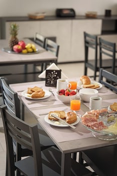 costa di sopra hospitality