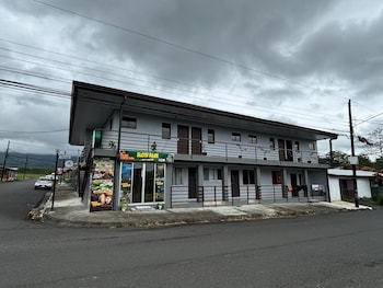hotel nativo arenal
