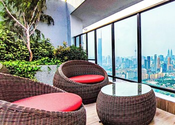 luxury balcony at trion 1 kl by hck