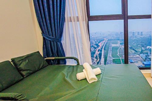 luxury balcony at trion 1 kl by hck