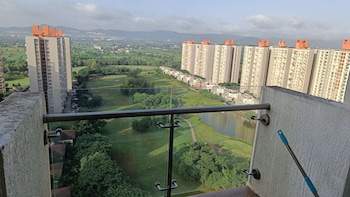 teesta suites lodha belmondo golf resort