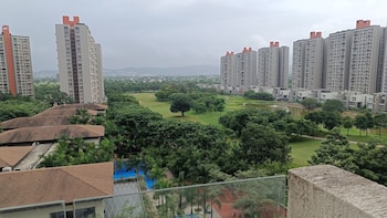 teesta suites lodha belmondo golf resort
