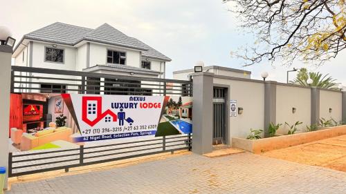 nexus luxury lodge