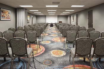 Holiday Inn Wichita East I-35 By Ihg,Sedgwick>>Eastborough,3 star