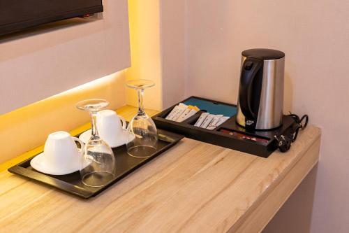 monsoon courtyard luxury hotel
