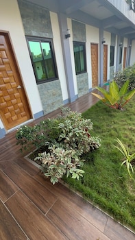 lalies inn
