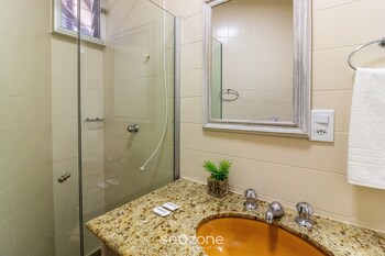 beautiful apt w suite 300m from forte beach bfc301