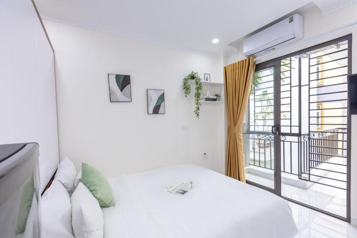 hera west lake apartment