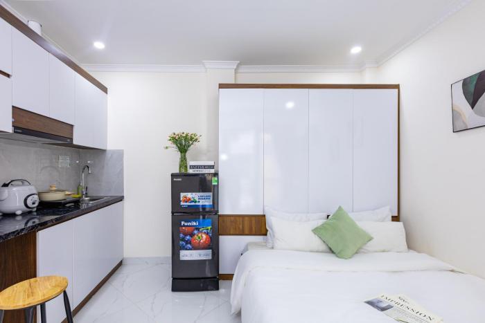 hera west lake apartment