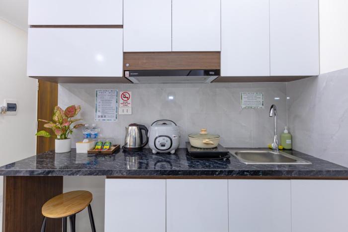 hera west lake apartment