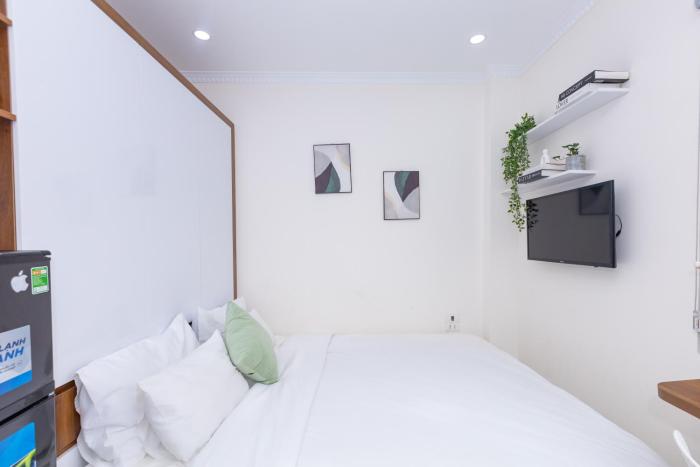 hera west lake apartment