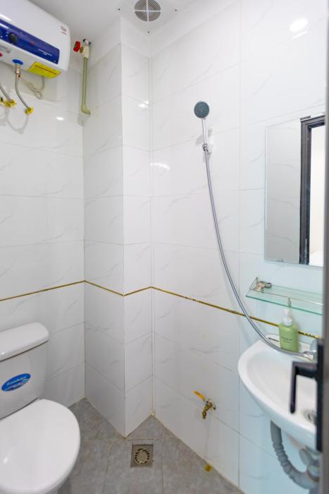 hera west lake apartment