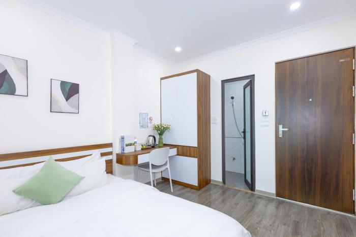 hera west lake apartment