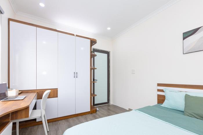 hera west lake apartment
