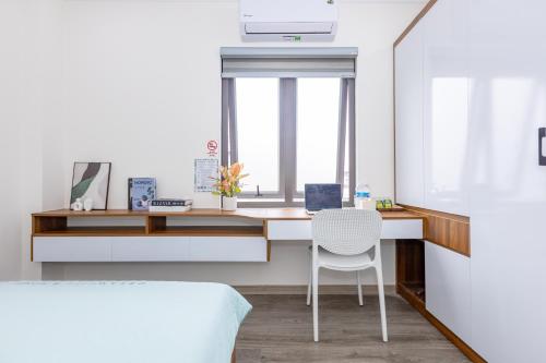hera west lake apartment