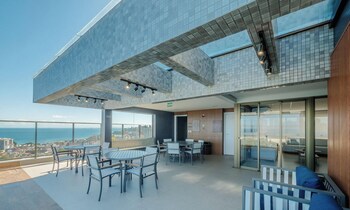 apartments in a building with a pool 800m from the beach in salvador edf