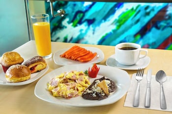 Kooch Aparthotel,,3 star