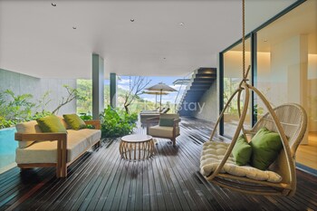 Dago Escape Villa By Kozystay - Bandung,Jl. Raya Resort Dago Pakar Raya No. 128,4 star