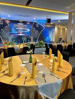 prime umy hotel convention and dormitory