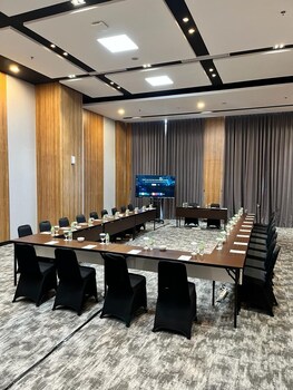 prime umy hotel convention and dormitory