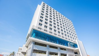 prime umy hotel convention and dormitory