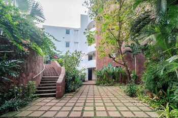 camelia by da alohas luxe 2 bhk suite