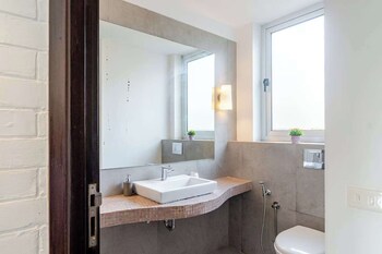 camelia by da alohas luxe 2 bhk suite